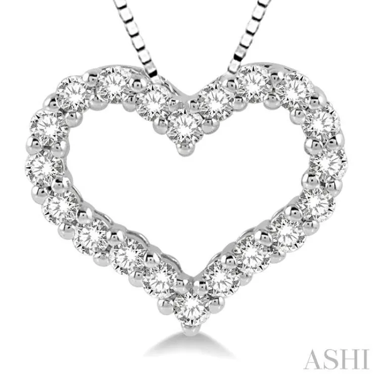 1/2 ctw Heart Shape Round Cut Diamond Pendant With Chain in 14K White Gold