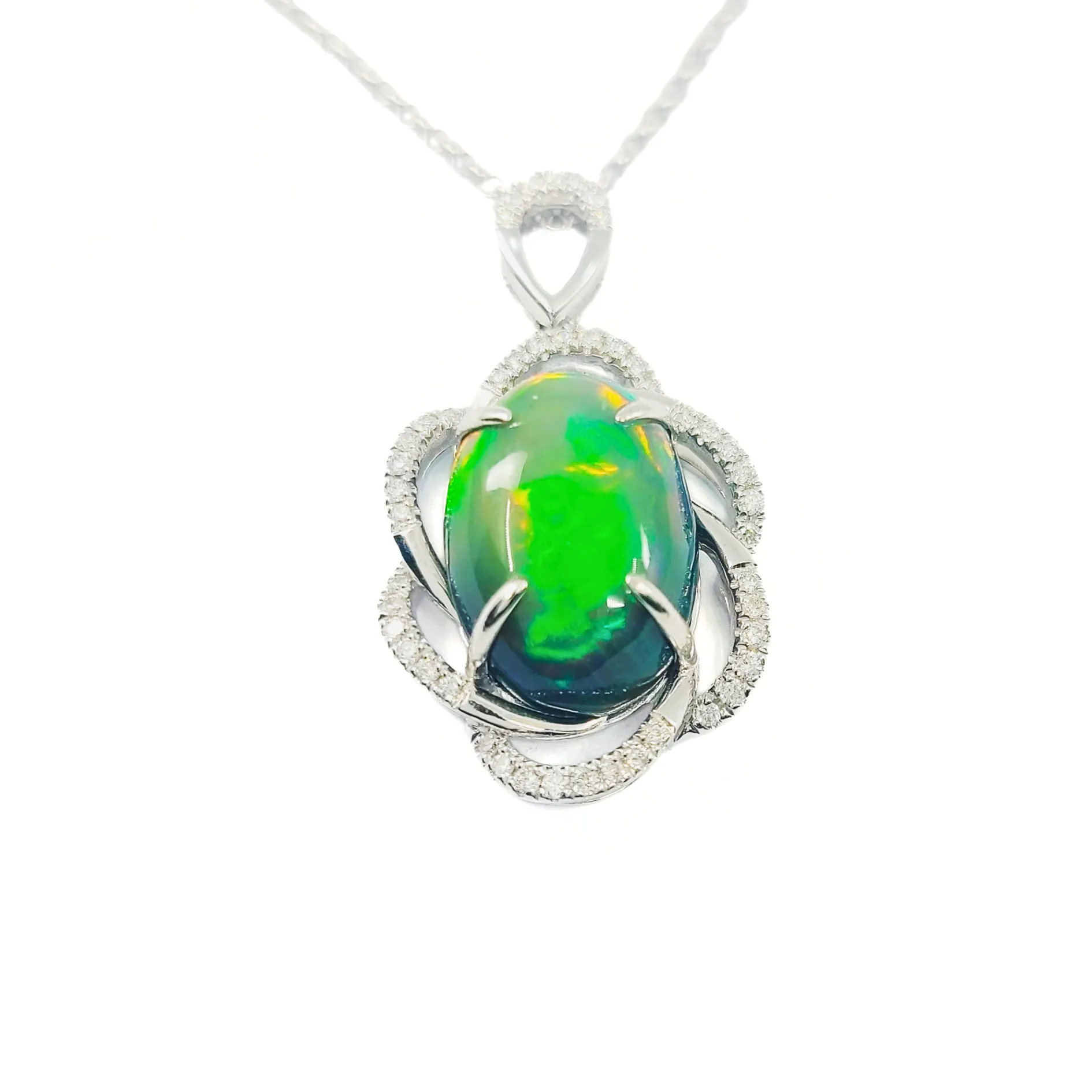 18K White Gold Opal Pendant