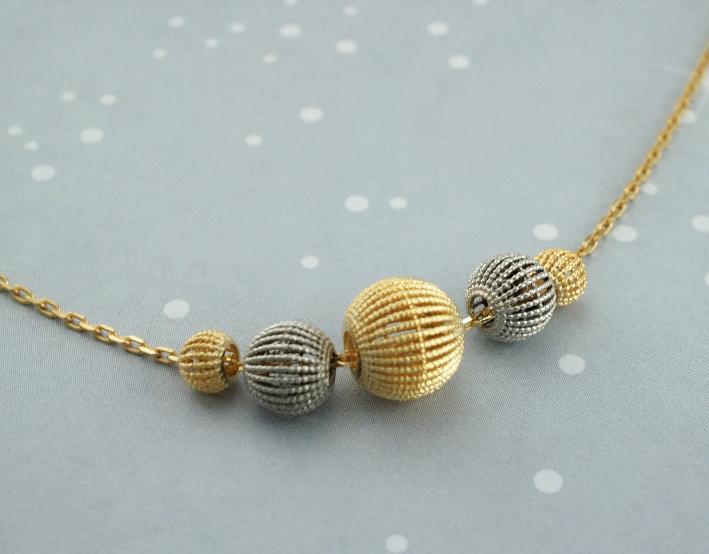 9ct White & Yellow Gold Graduated Balls Adjustable Necklace