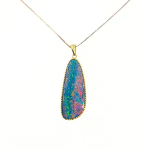 9K Yellow Gold Opal Pendant