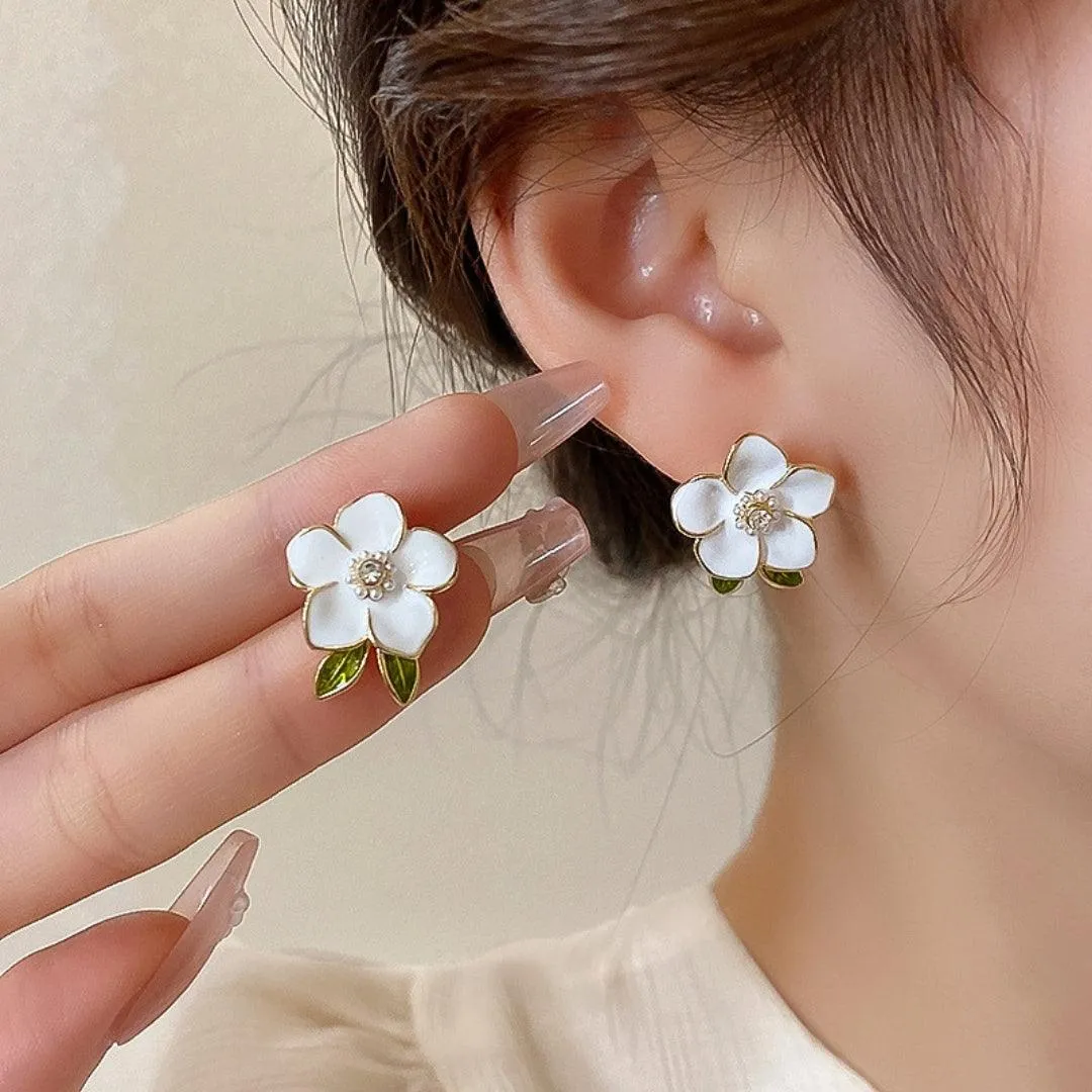 Flower Shape Clip Earrings - Korea Style Piercing Earring