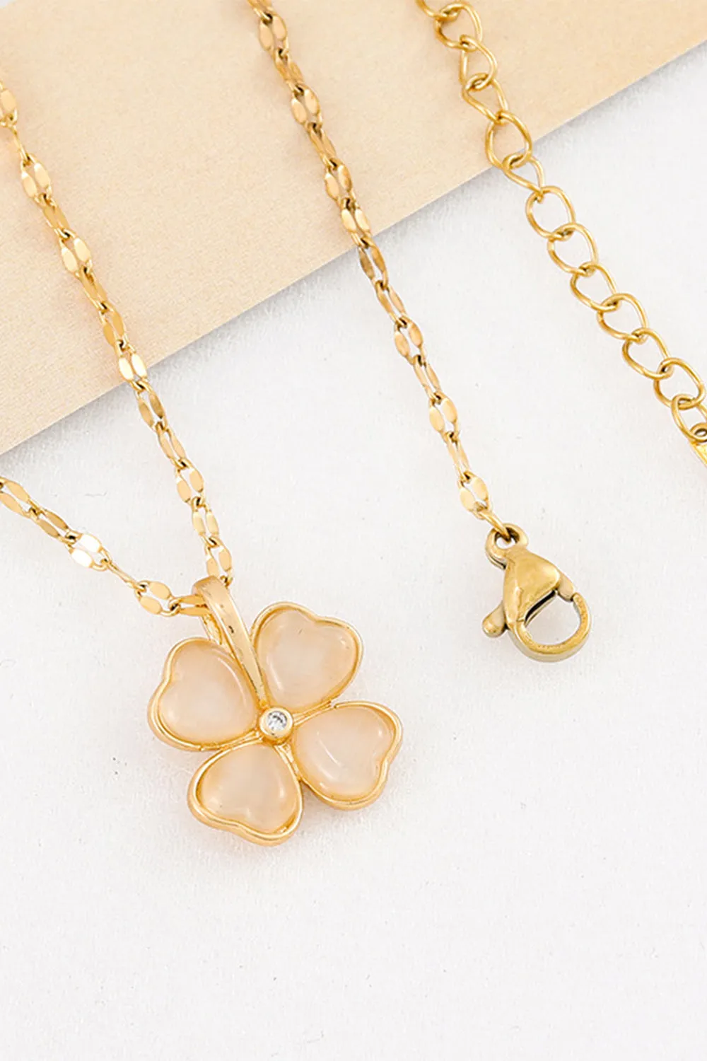 Lucky Four Leaf Clover Necklace Pendant