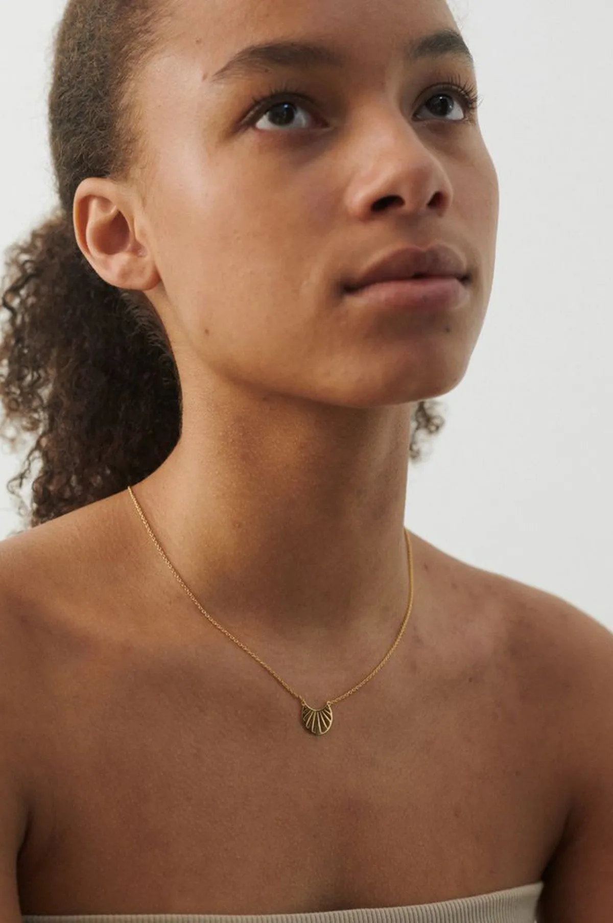 Misty Light Gold Necklace