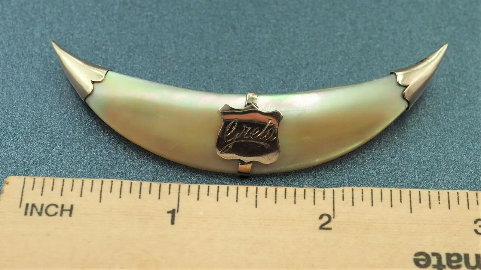 Mother of Pearl 9ct Yellow Gold Crescent Shaped Brooch