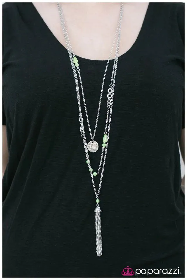 Paparazzi Necklace ~ Best Wishes - Green