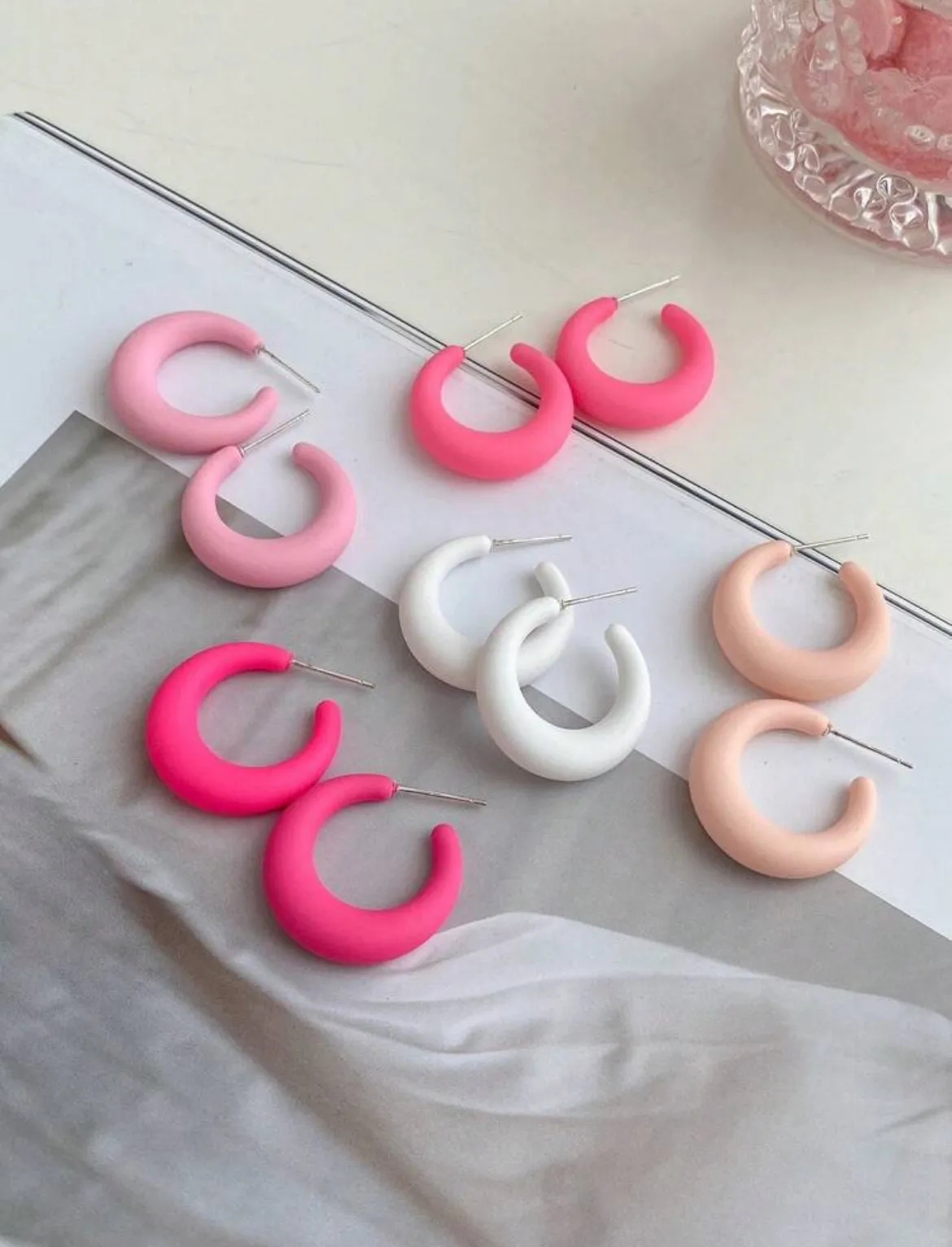 Set of 5 Pink Hue Earrings