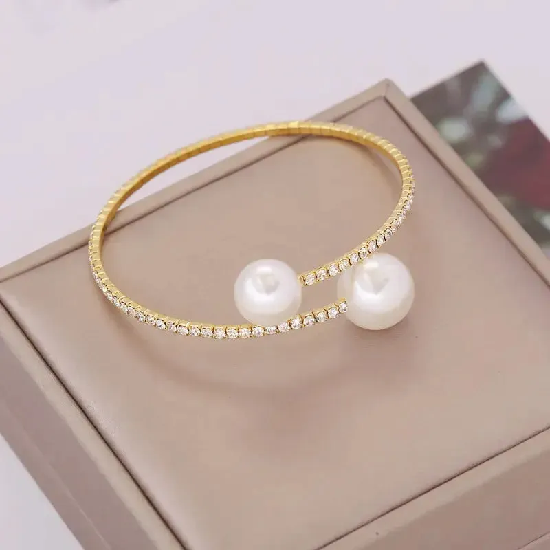 Take a Dive Pearl Bracelet