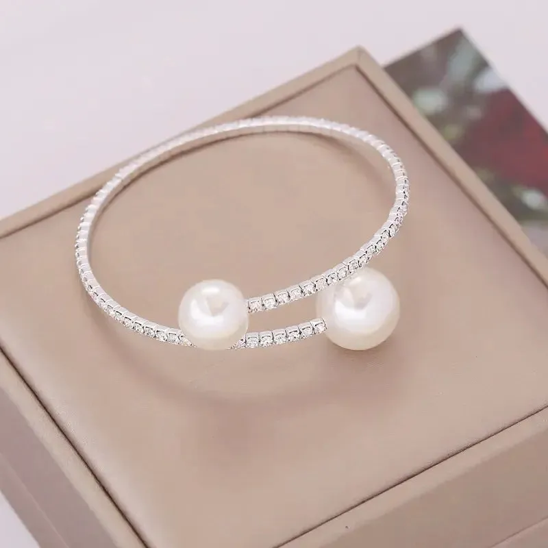 Take a Dive Pearl Bracelet