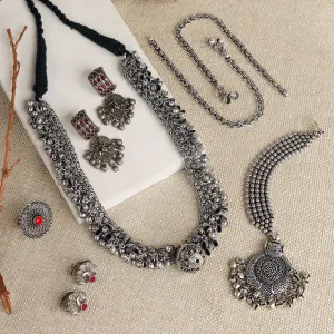 Teejh Yadava Oxidised Silver Jewellery Gift Set