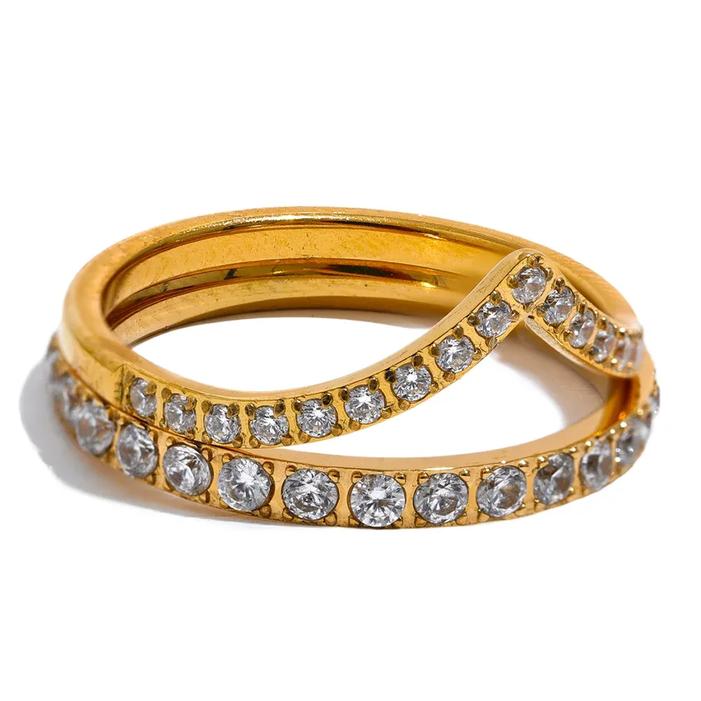 VAIGE Sparkling Gold Amia Double Layer Zirconia Ring