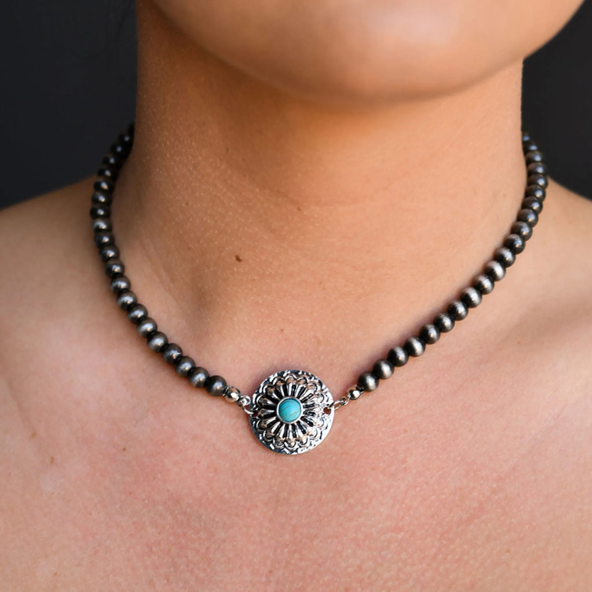 West and Co. 14" Navajo Pearl Conch Choker